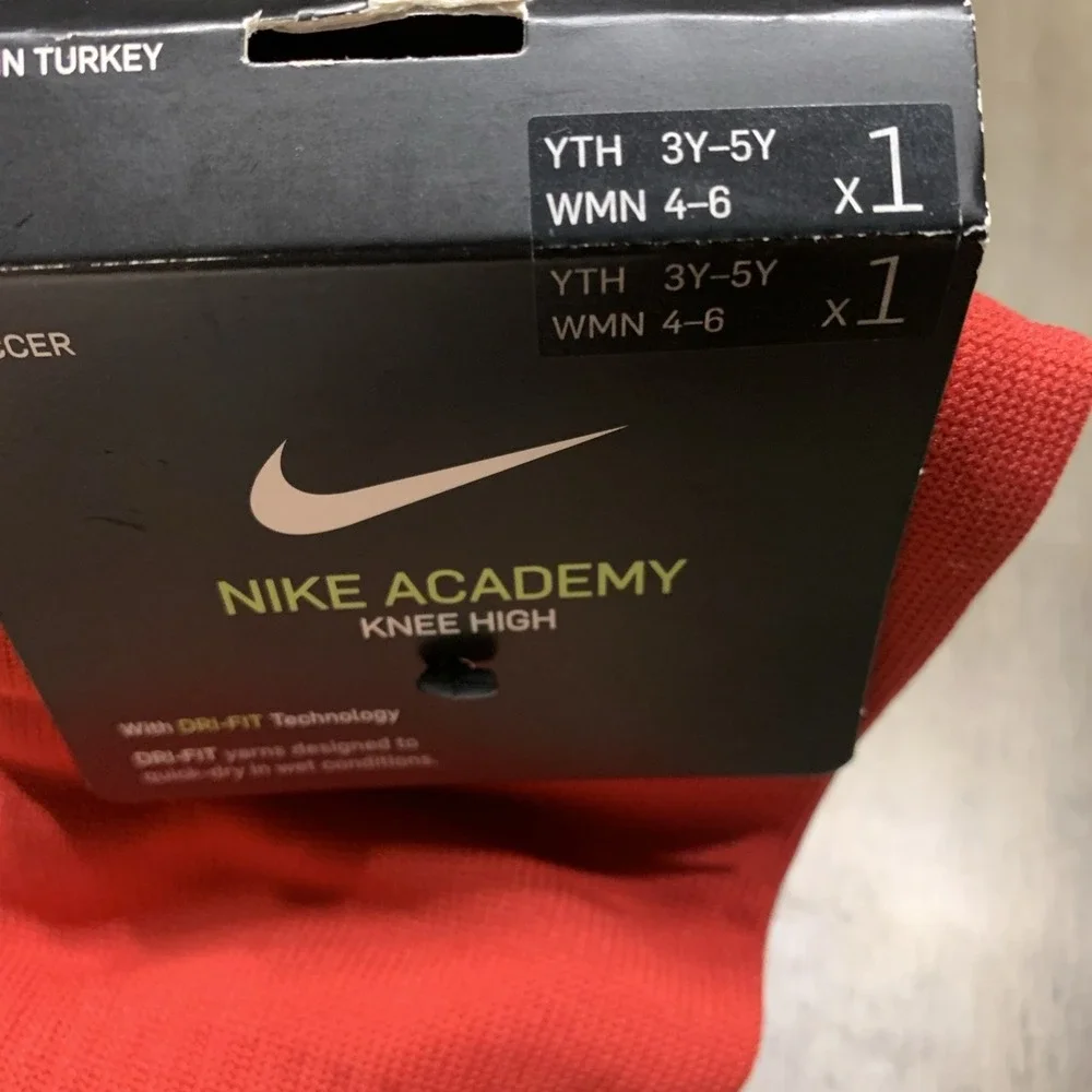 Nike Academy Knee High Soccer Socks Red Size YTH 3Y- 5Y New WT- (Womens Sz-4/6)